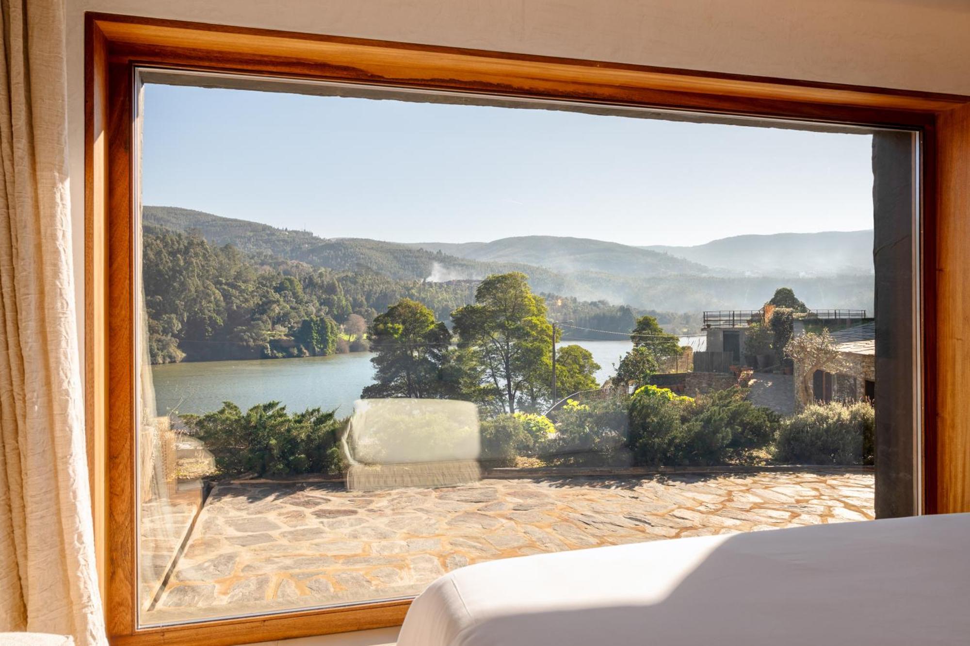 Dourwin - Riverside Suites - Adults Only Penafiel Exteriör bild