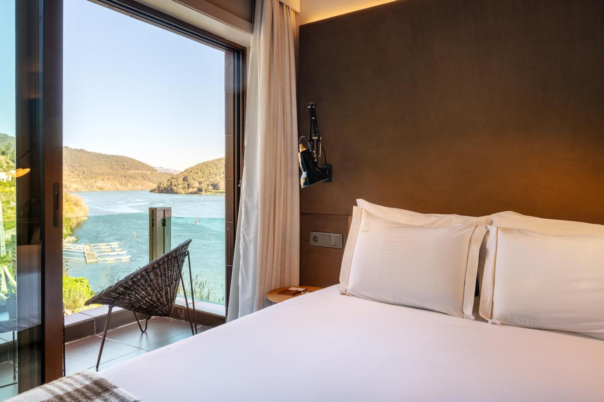 Dourwin - Riverside Suites - Adults Only Penafiel Rum bild