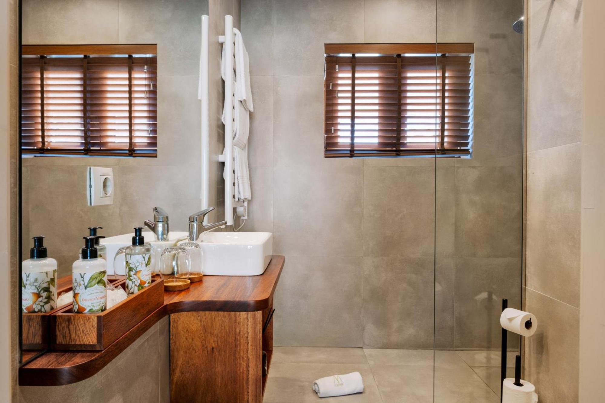 Dourwin - Riverside Suites - Adults Only Penafiel Rum bild